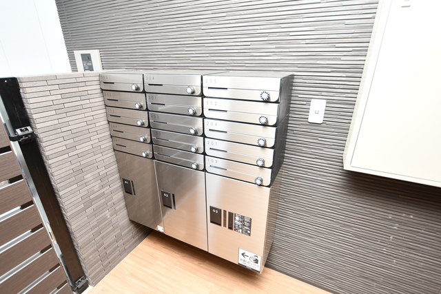 ロビー　集合ポスト