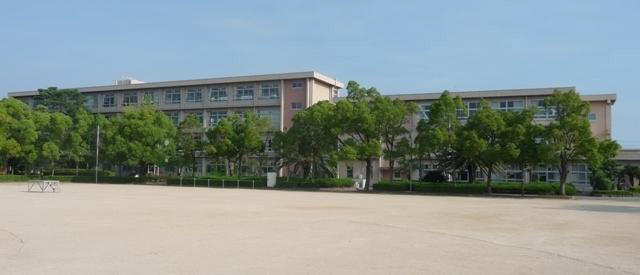 小学校　尾上小学校（小学校）まで710m