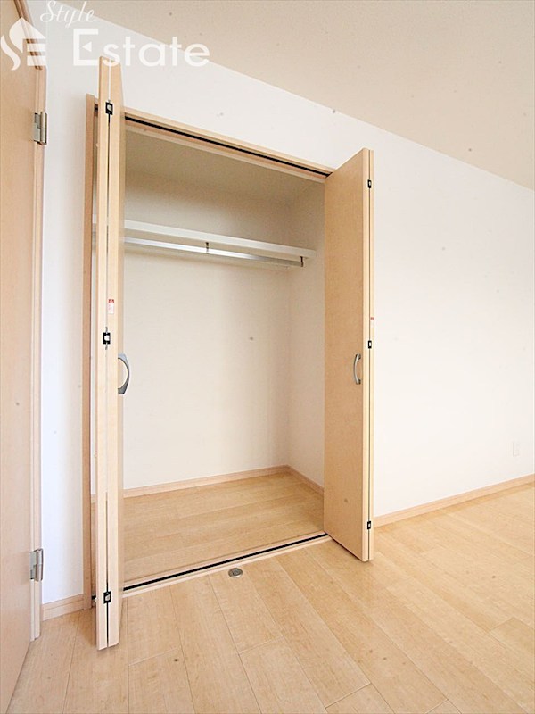 収納　クローゼット