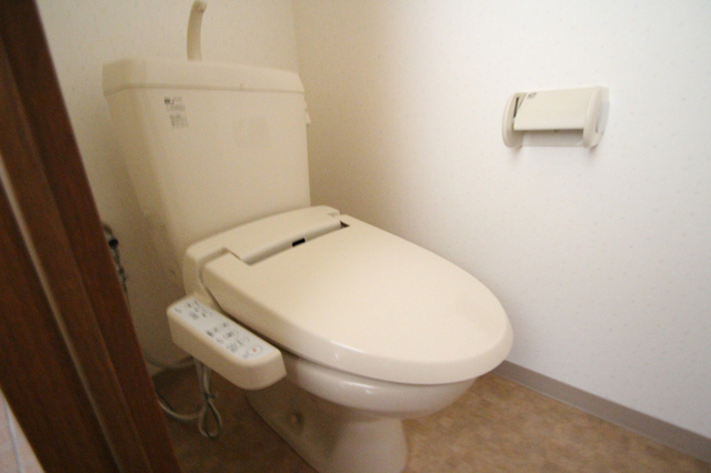 トイレ　個室トイレでのんびり