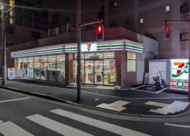 コンビニ　セブンイレブン 墨田千歳店（コンビニ）まで259m