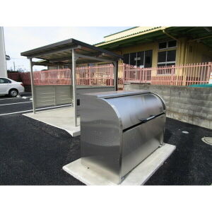 その他　敷地内ごみ集積所・駐輪場