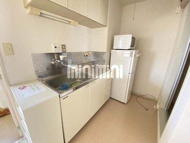 キッチン　同物件別室のイメージ写真