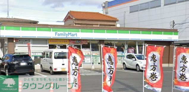 コンビニ　ファミリーマート中川野田店（コンビニ）まで140m