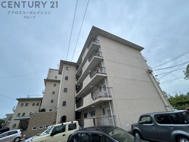 建物外観　防犯カメラ付きでセキュリティ安心！