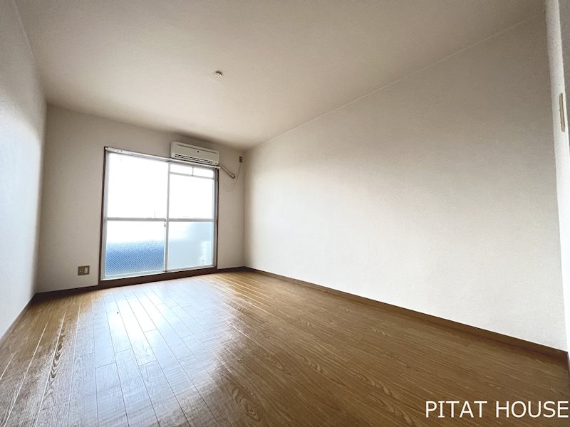 居室・リビング　参考写真3C