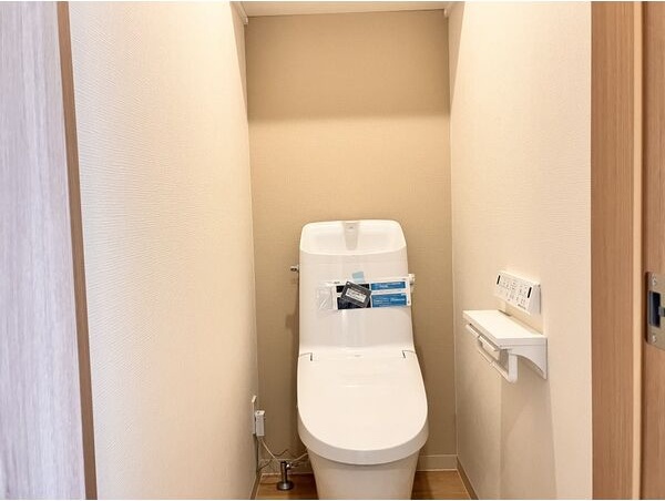 トイレ　ウォシュレット設置済みです！