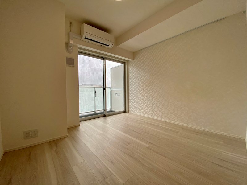 居室・リビング　同建物内、別のお部屋の参考写真になります。