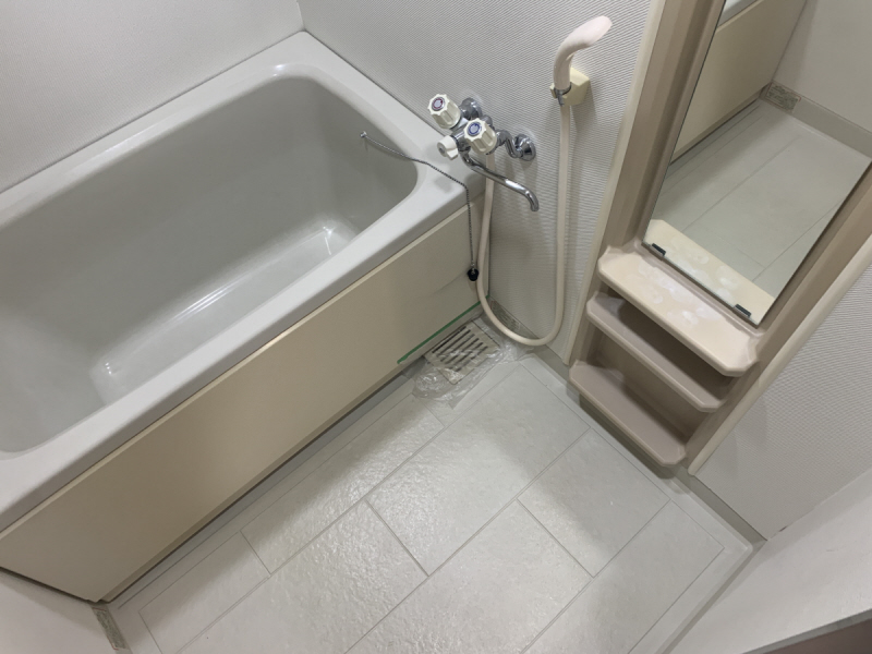 バス・シャワールーム