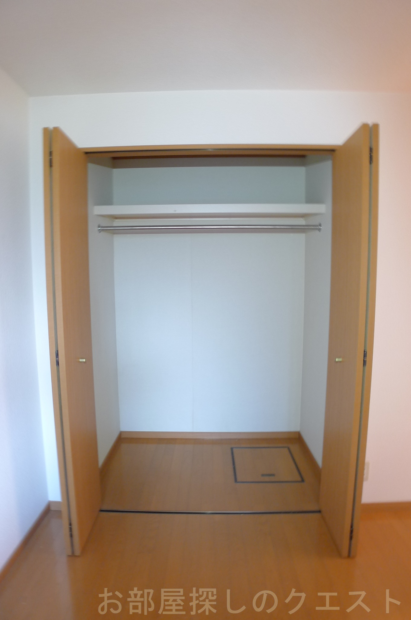 収納　（写真は同タイプ）