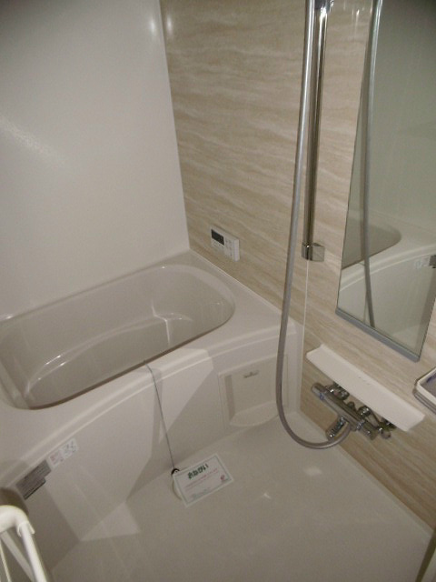 バス・シャワールーム　追い焚き＆浴室換気乾燥機付き