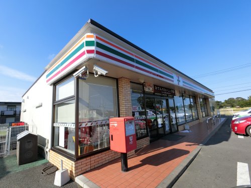 コンビニ　セブンイレブン東金求名店（コンビニ）まで594m