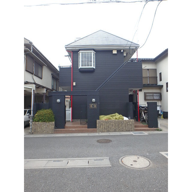 建物外観　落ち着いた雰囲気の外観です