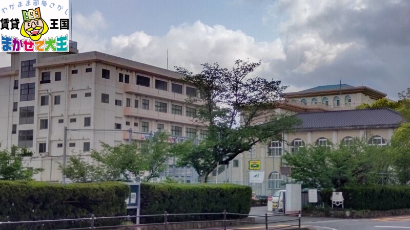 高校・高専　純心中学校・純心女子高等高校（高校・高専）まで1162m