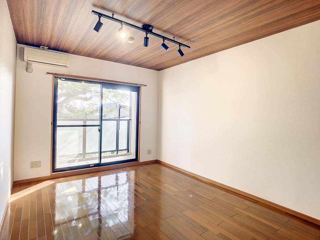 居室・リビング　他室参照