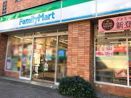 コンビニ　ファミリーマート原町一丁目店（コンビニ）まで106m