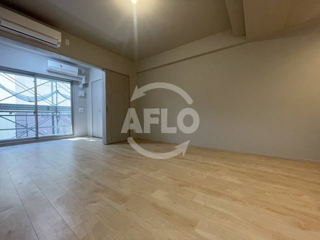 居室・リビング　スプランディット福島WEST　リビング