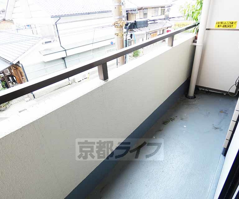 バルコニー　日当たり良好。