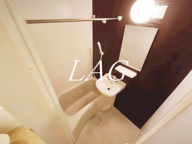 バス・シャワールーム　お風呂です。