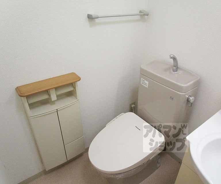 トイレ　３号室の写真です。