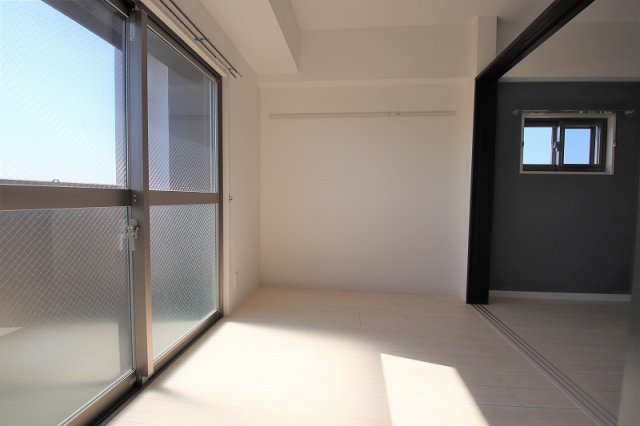 その他部屋・スペース　落ち着いて過ごせるお部屋なので、寝室にいかがでしょうか