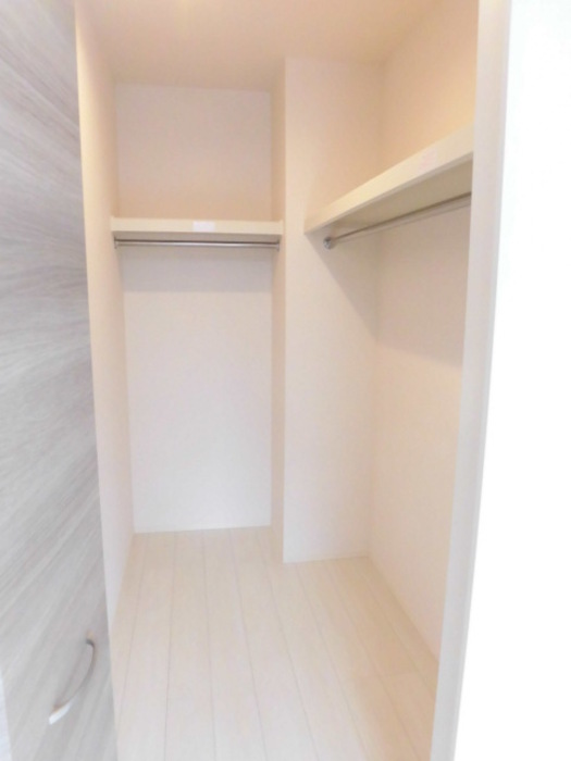 収納　ウォークインクローゼット
