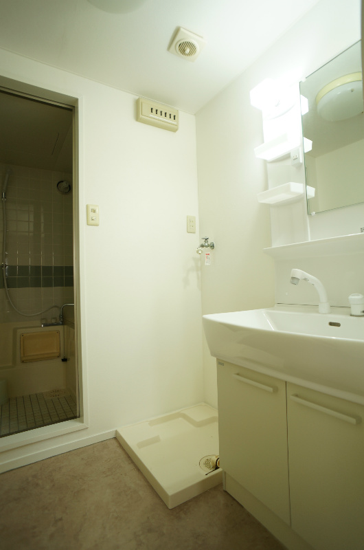 洗面設備　※同建物・別号室の参考写真です★（実際のお部屋とは異なります