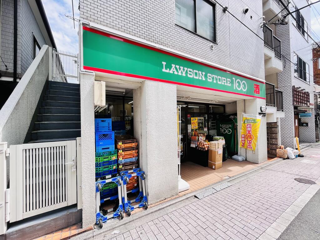 コンビニ　ローソンストア100杉並上井草3丁目店（コンビニ）まで392m