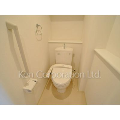 トイレ　同タイプ15階のお部屋を撮影。仕様が異なることがあります。