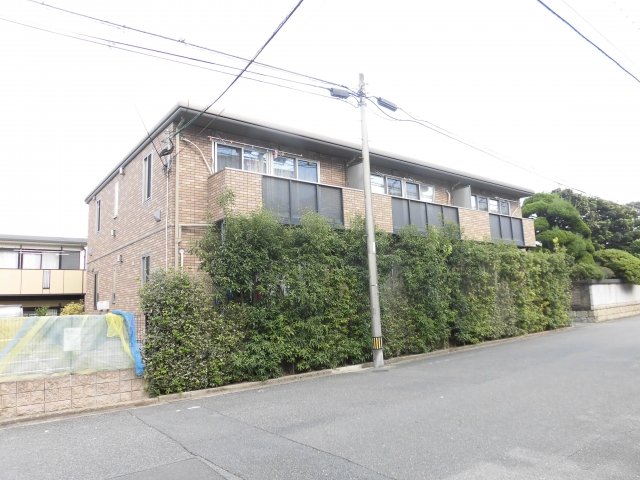 建物外観　お得に住まいをお探しするなら不動産すまラボにお任せ下さい♪