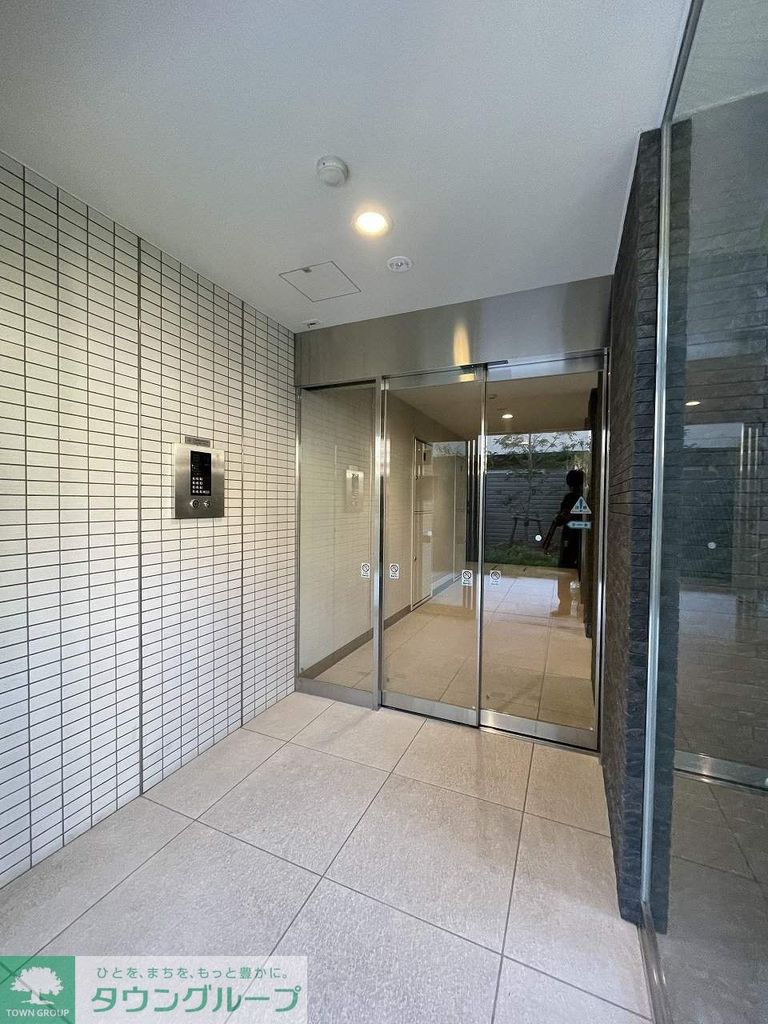 エントランス　エントランス