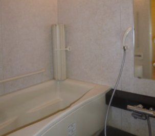 バス・シャワールーム　バス