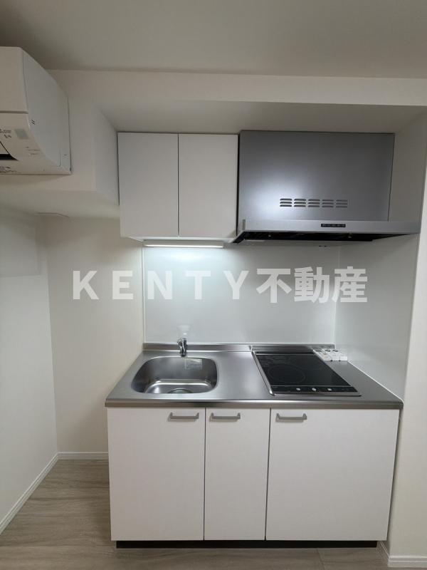 キッチン　コンパクトなキッチンで掃除もラクラク