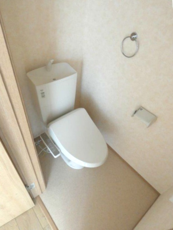 トイレ　図面と現状に相違がある場合には現状を優先