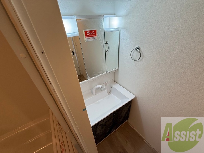 洗面設備　シャンプードレッサーで身支度もラクラクです！