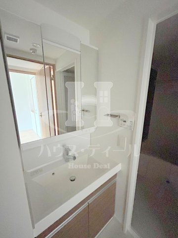 洗面設備　独立洗面化粧台付き