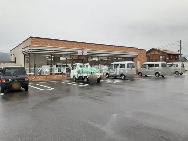 コンビニ　セブンイレブン山辺里インター店（コンビニ）まで367m