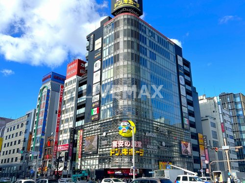 ショッピングセンター　ドン・キホーテ 栄本店（ショッピングセンター）まで827m