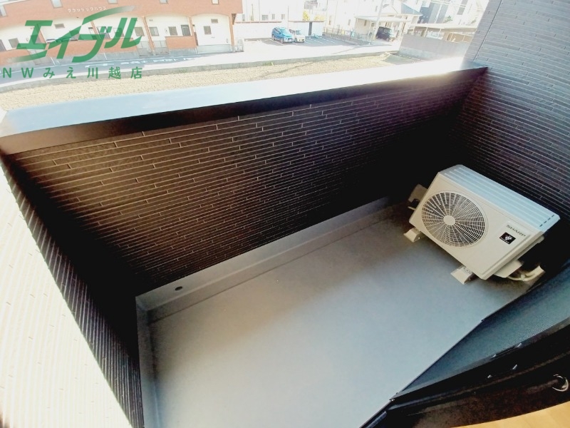 バルコニー　同型別部屋参考写真です