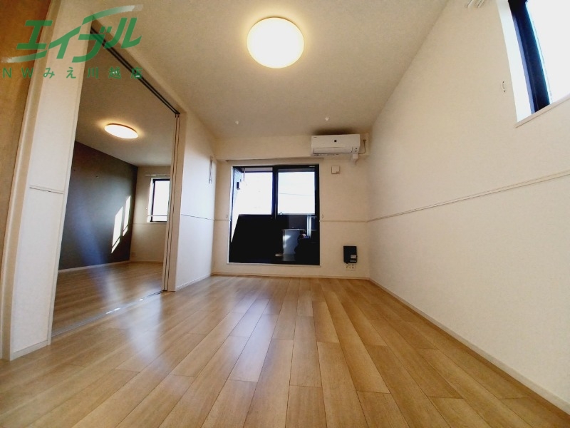 居室・リビング　同型別部屋参考写真です