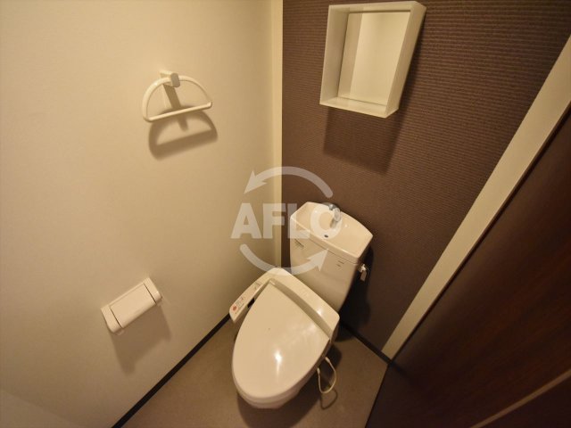 トイレ　ネット内淡路町　温水洗浄便座