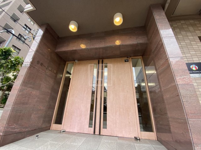 エントランス　クオーレ靭公園　エントランス