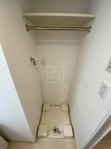 その他設備　クオーレ靭公園　室内洗濯パン