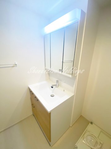 洗面設備　嬉しい独立洗面台♪