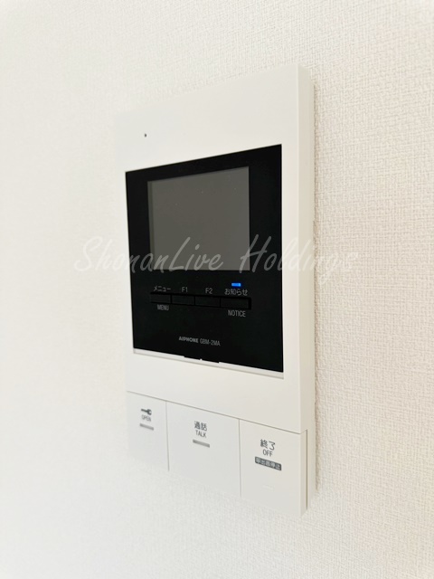 セキュリティ　モニター付きインターホン♪