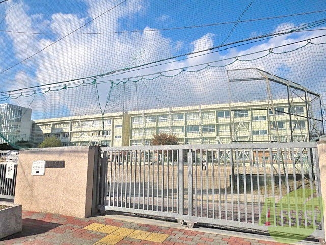 小学校　小曽根小学校（小学校）まで147m