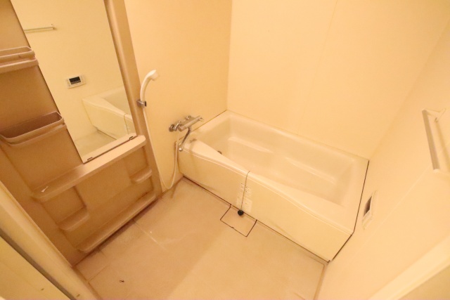 バス・シャワールーム　※別室の参考写真の為、現況優先です。