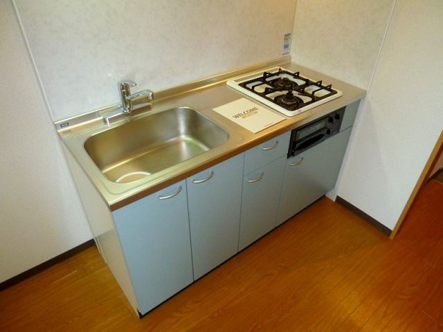 キッチン　壁付けキッチンでスペースを最大限有効活用できます！