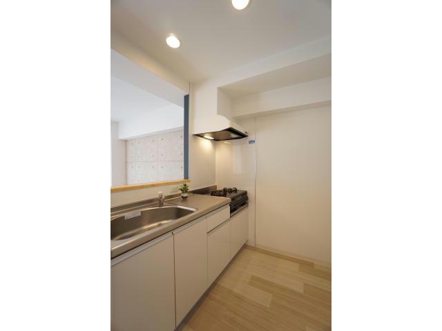 キッチン　2口ガスコンロ付き