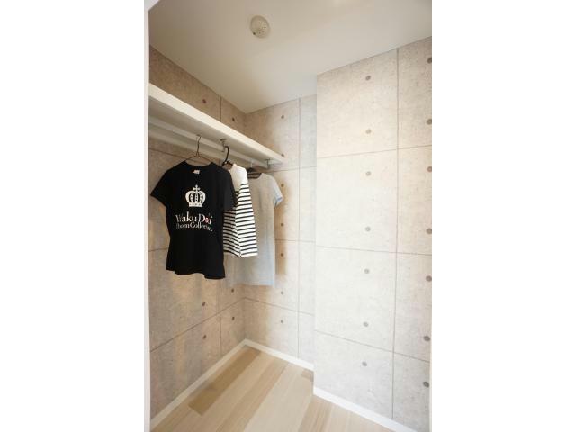 収納　ウォークインクローゼット付き